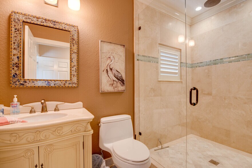 More Photos Of 87847 Overseas Hwy, Islamorada Medical For Sale