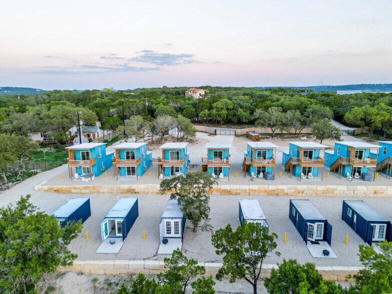 More Photos Of 420 Simon Crest, Canyon Lake Hospitality For Sale
