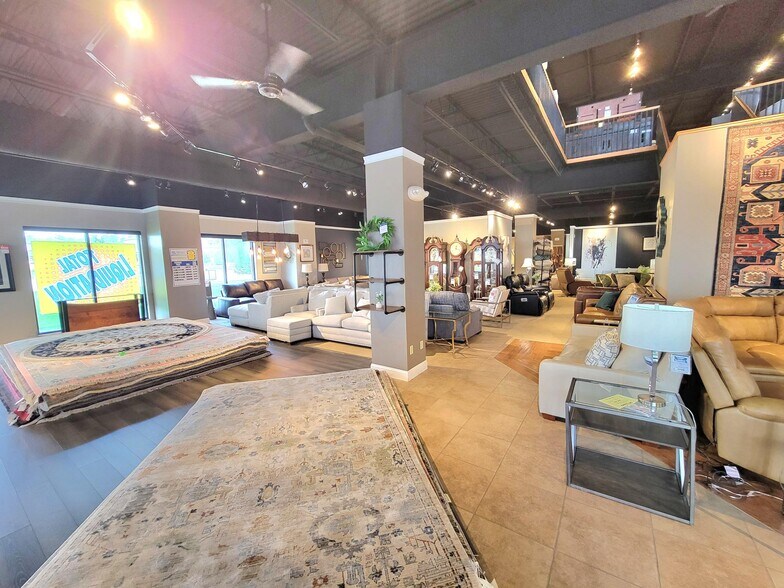 More Photos Of 8365 Wicker Ave, Saint John Department Store For Sale