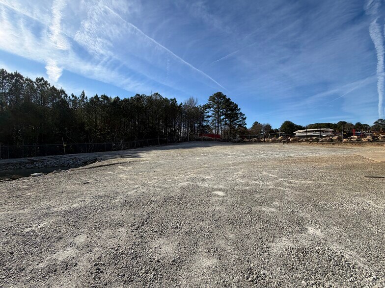 More Photos Of 2367 Rockaway Industrial Blvd, Conyers Industrial For Lease