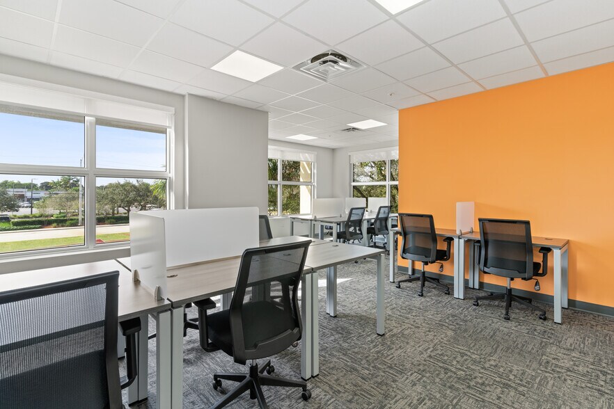 More Photos Of 4640 S University Dr, Davie Medical For Sale