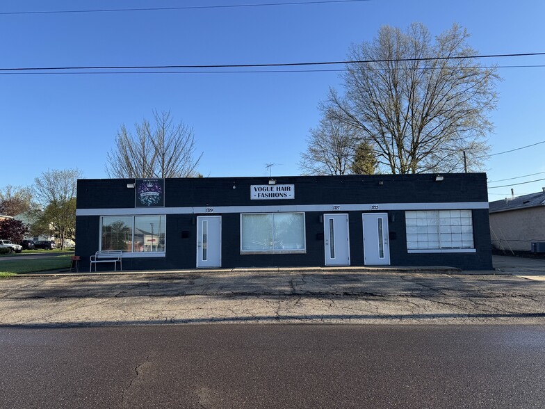 Primary Photo Of 1723-1727 Saddlewood Ave, Akron General Retail For Sale