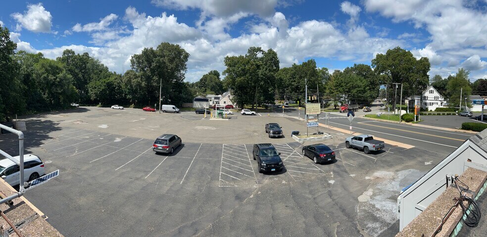 More Photos Of 670 Center St, Manchester Land For Lease