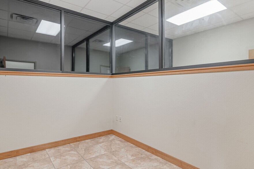 More Photos Of 2753 SH 322 Hwy, Longview Office Residential For Sale