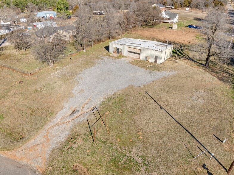 More Photos Of 12373 NE 23rd St, Choctaw Warehouse For Sale