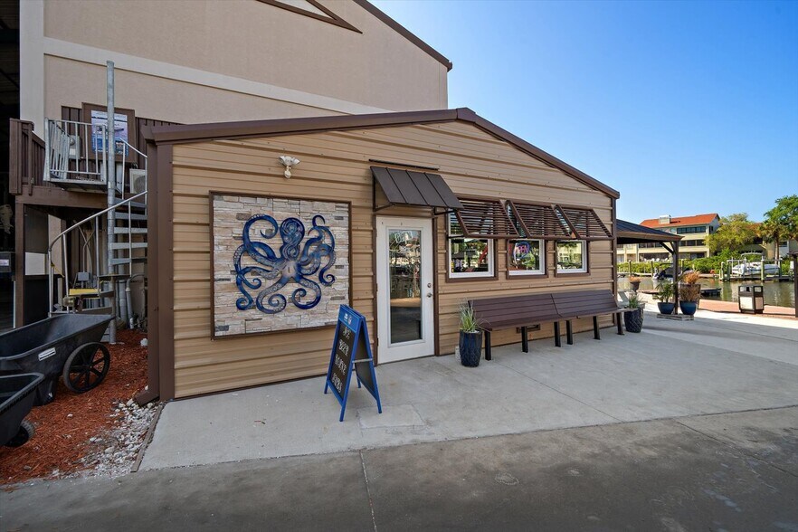 More Photos Of 2400 Bayshore Blvd, Dunedin Marina For Sale