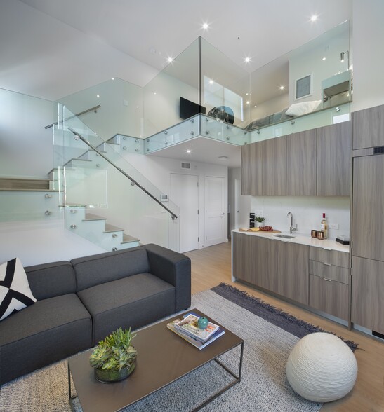 More Photos Of 11649 Mayfield Ave, Los Angeles Apartments For Sale