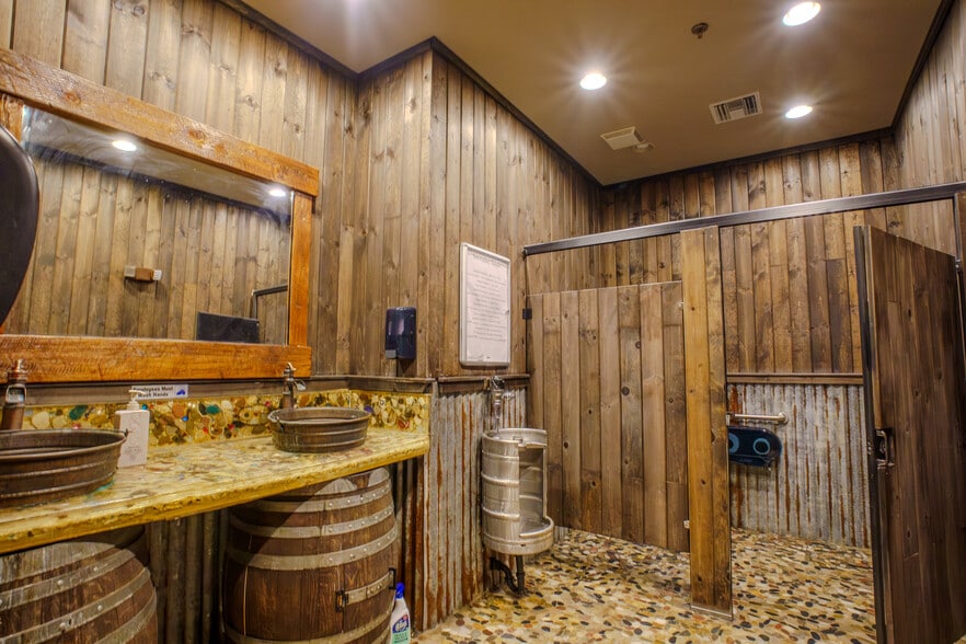 More Photos Of 891 De Marco Dr, Henderson Restaurant For Lease