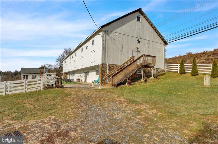 More Photos Of 1160 Old Bernville Rd, Reading Showroom For Sale