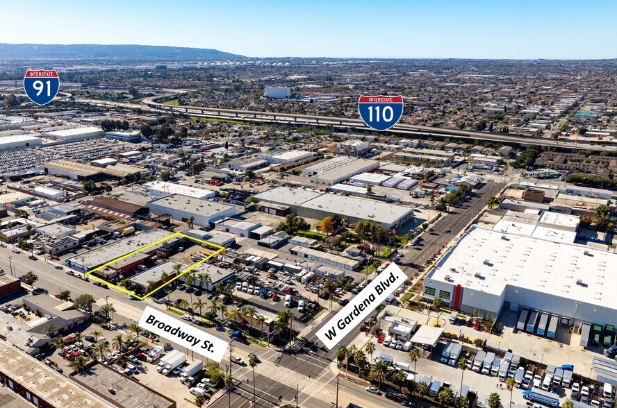 More Photos Of 16531-16539 S Broadway St, Gardena Warehouse For Sale