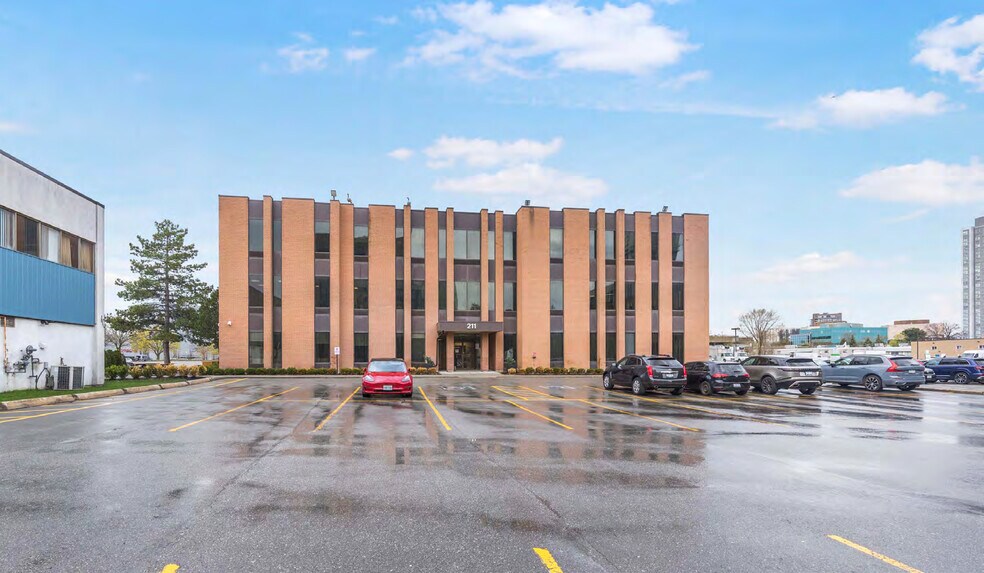 More Photos Of 211 Consumers Rd, Toronto Office For Sale