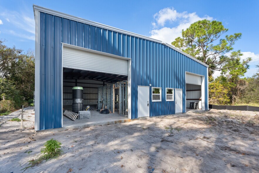 More Photos Of 2933 Harson Way, Fort Pierce Warehouse For Sale