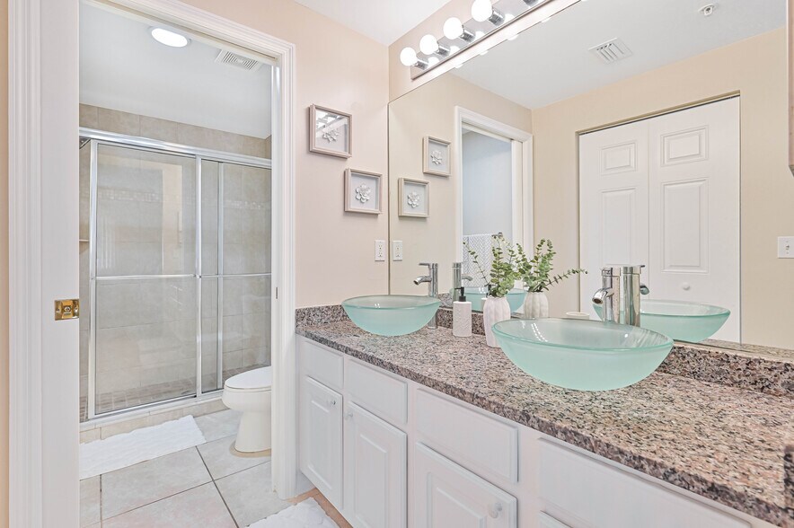 More Photos Of 10000-10030 Maddox Ln, Bonita Springs Apartments For Sale