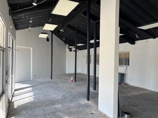 More Photos Of 2708-2716 Via Cascadita, San Clemente Storefront Retail Office For Lease