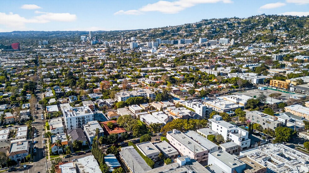 More Photos Of 822 Hayworth Ave, Los Angeles Apartments For Sale