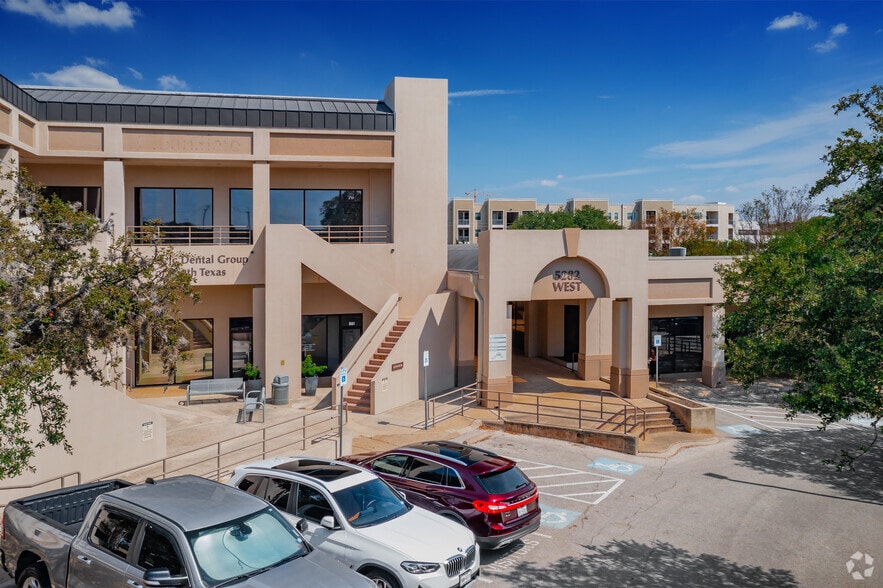 More Photos Of 5282 Medical Dr, San Antonio Medical For Lease