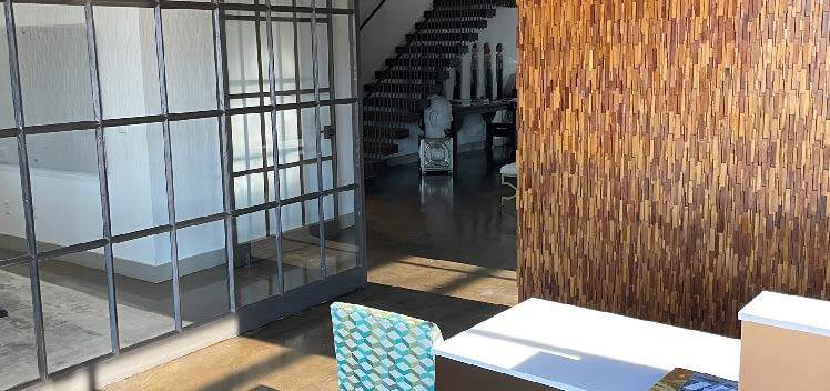 More Photos Of 1330 Turtle Creek Blvd, Dallas Distribution For Lease