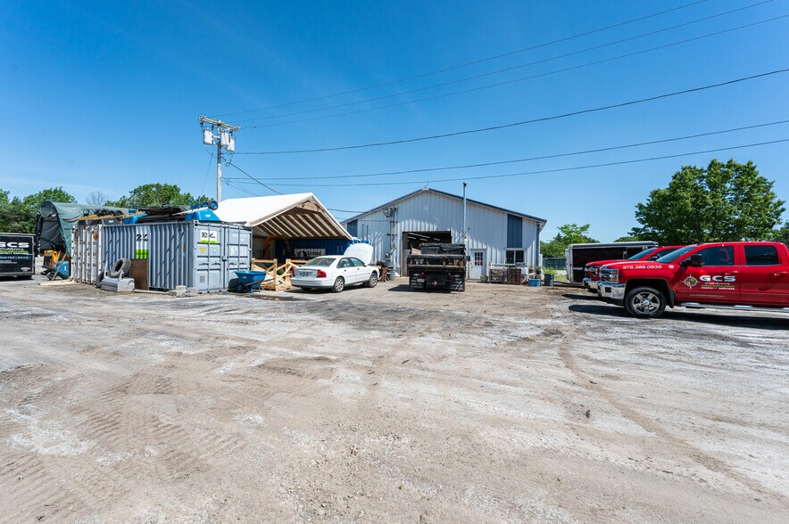 More Photos Of 86 Newburyport Tpke, Newbury Auto Dealership For Sale