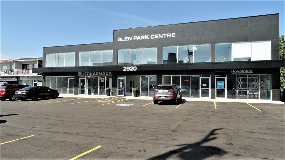 More Photos Of 2920 Dufferin St, Toronto Storefront Retail Office For Lease