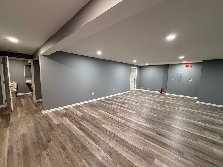 More Photos Of 7703 Perry Hwy, Pittsburgh Freestanding For Lease