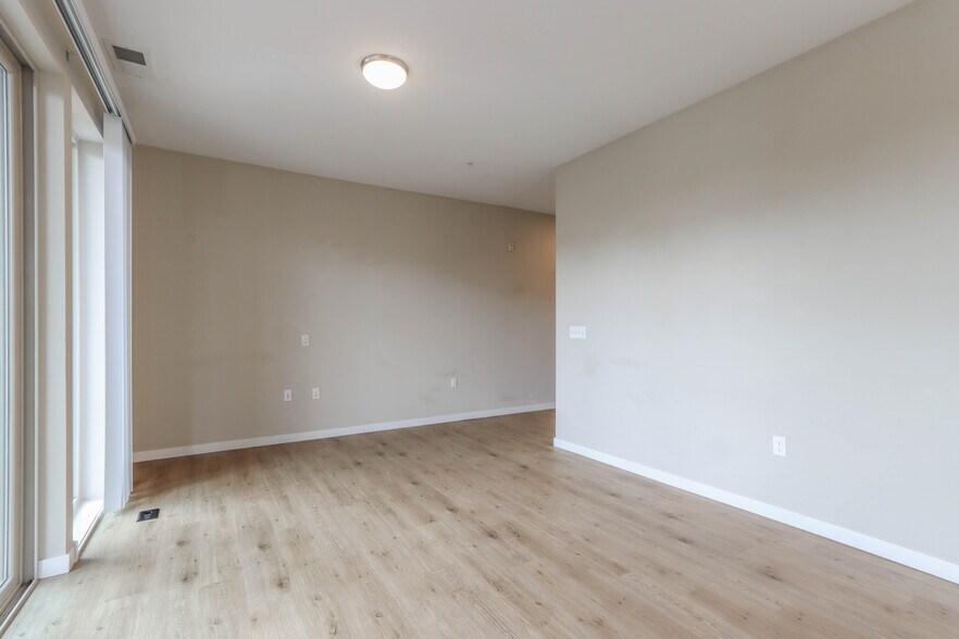 More Photos Of 610 Junction Rd, Madison Apartments For Sale