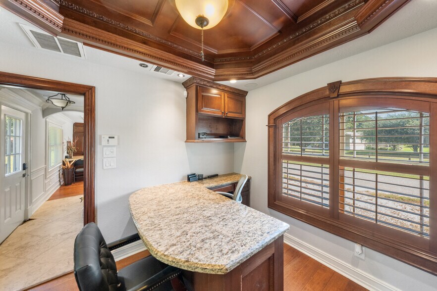 More Photos Of 14000 McAlister Rd, Conroe Office For Sale