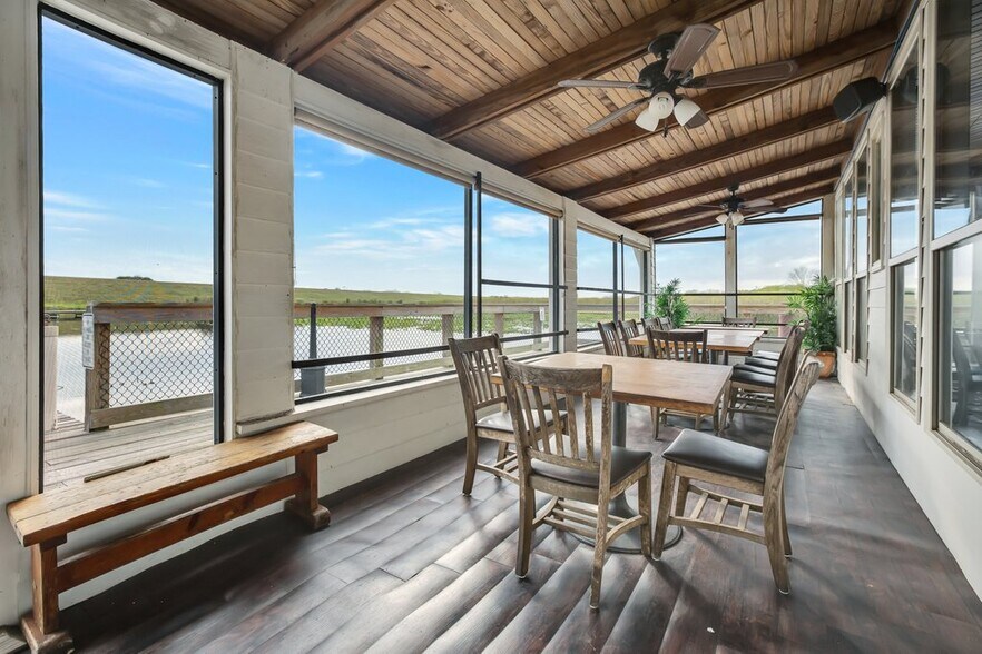 More Photos Of 2200 US Highway 441 SE, Okeechobee Hotel For Sale