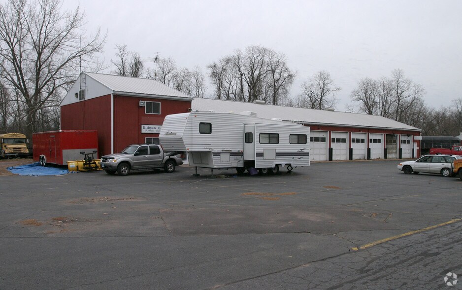 Primary Photo Of 61 Loomis St, Manchester Light Manufacturing For Lease