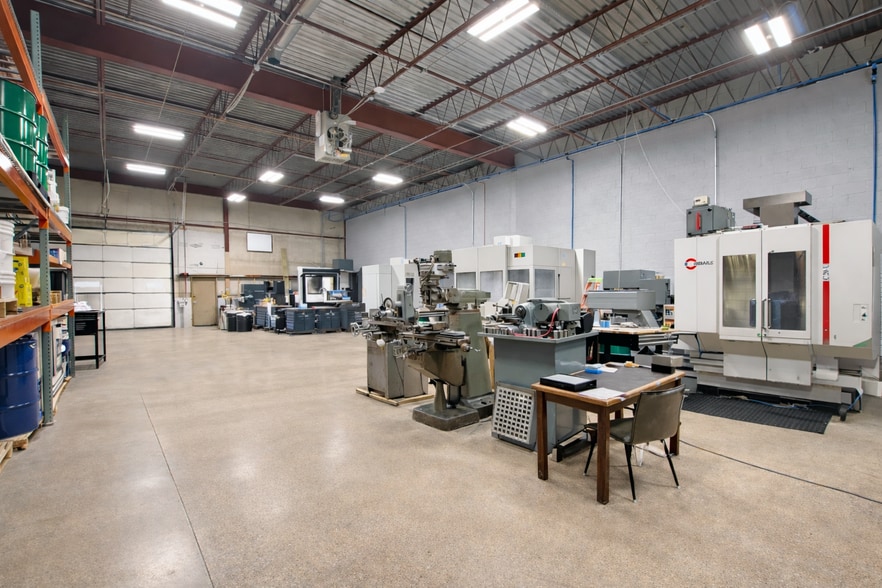 More Photos Of 2924 Malmo Dr, Arlington Heights Warehouse For Sale