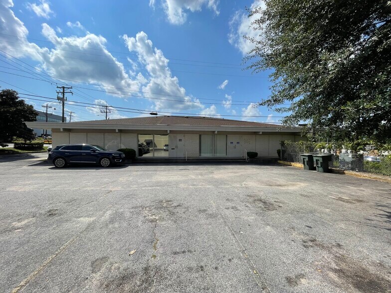 More Photos Of 2757 Laurel St, Columbia Medical For Sale
