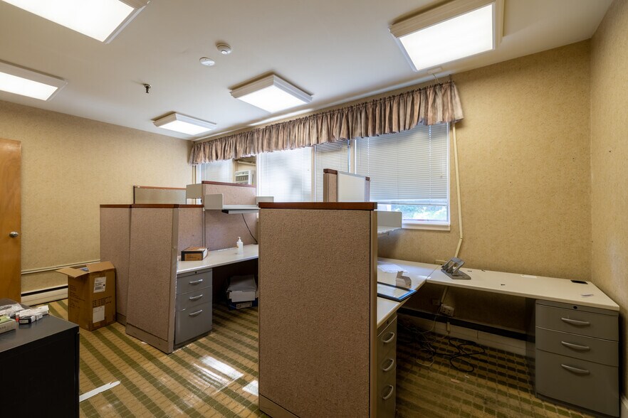 More Photos Of 113 Central Ave, Hyde Park Skilled Nursing Facility For Lease