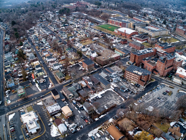 More Photos Of 350 Broadway, Kingston Storefront Retail Office For Sale