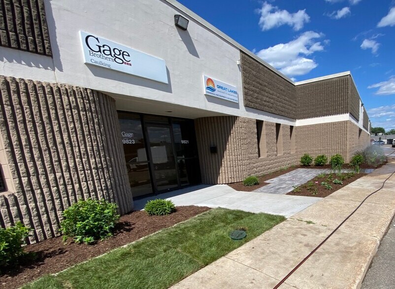 More Photos Of 9901-9927 Valley View Rd, Eden Prairie Showroom For Lease