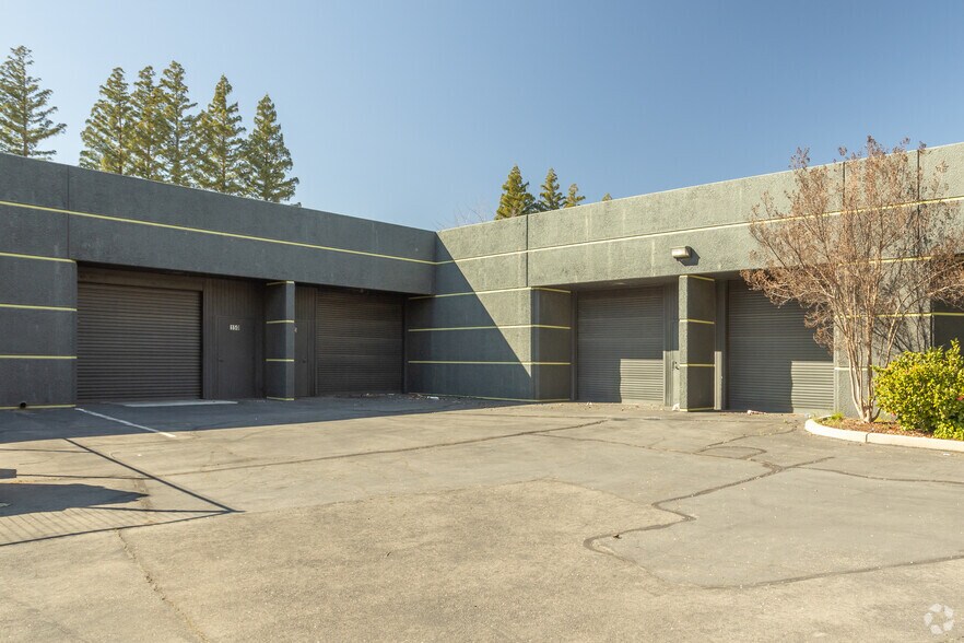 More Photos Of 3039 Kilgore Rd, Rancho Cordova Flex For Lease