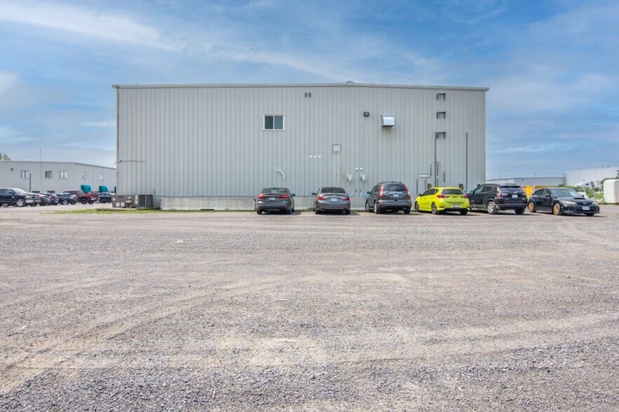 More Photos Of 626 Cataraqui Woods Dr, Kingston Light Distribution For Lease