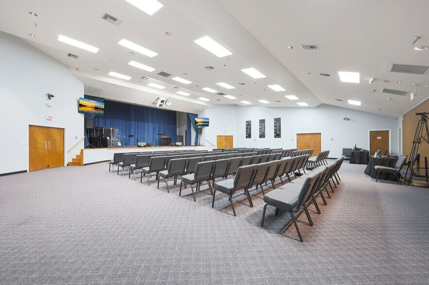 More Photos Of 12202 N 101st Ave, Sun City Religious Facility For Sale