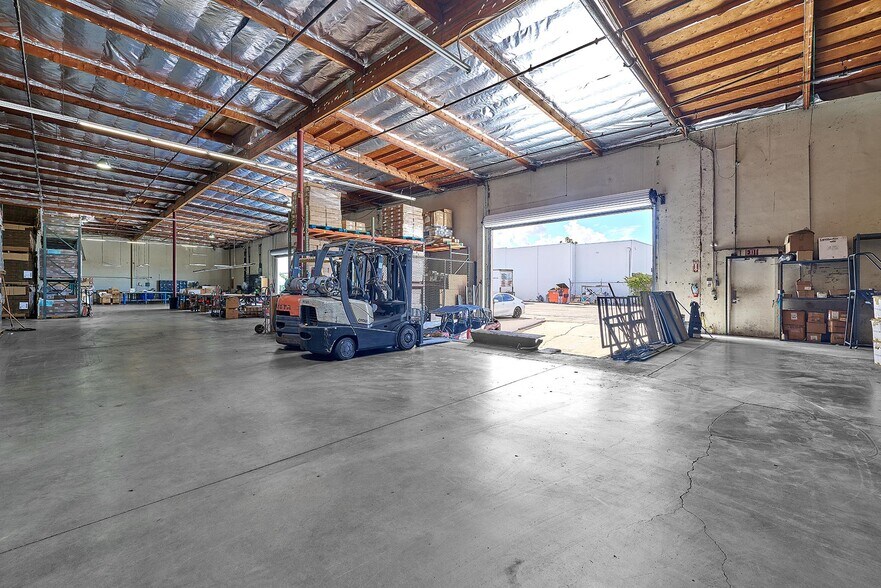 More Photos Of 614 E Walnut St, Carson Warehouse For Sale