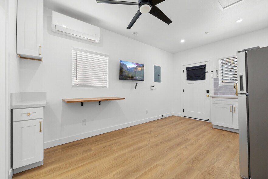 More Photos Of 1012-20 15th St, San Diego Apartments For Sale