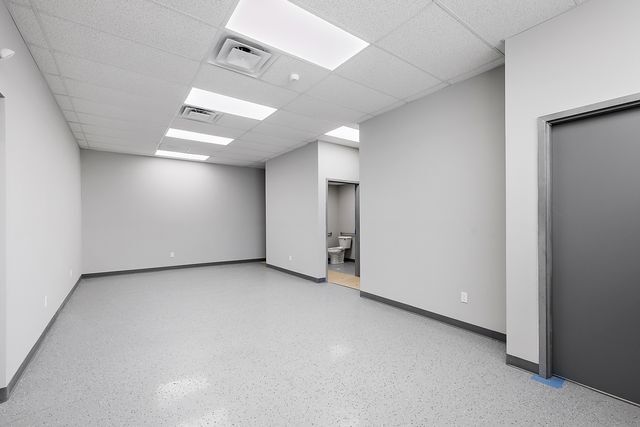 More Photos Of 20530 Hoover Rd, Detroit Warehouse For Lease