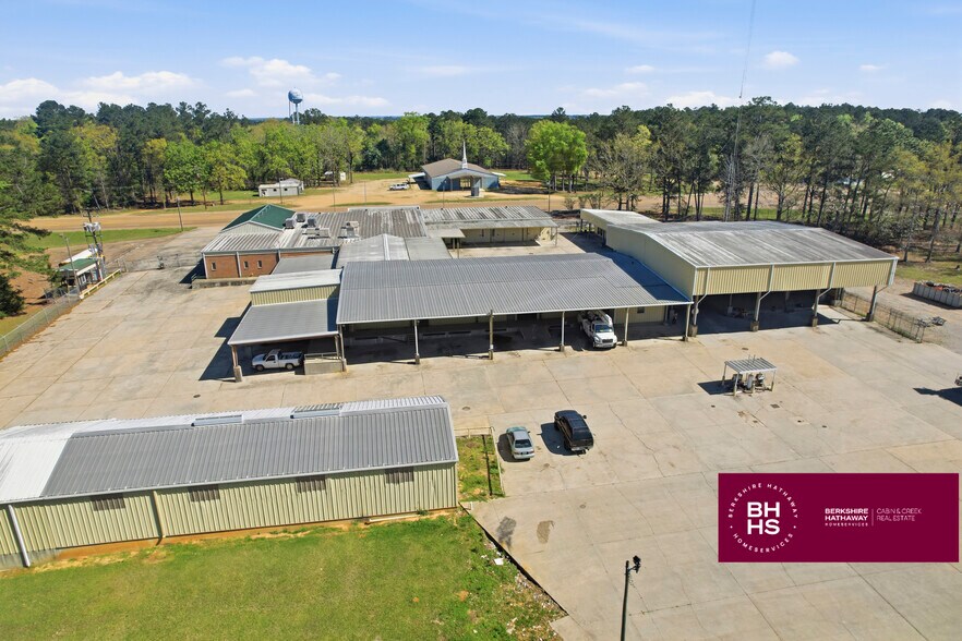 More Photos Of 3012 US-98, Mccomb Flex For Sale