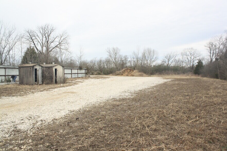 More Photos Of 595 Power St, Bowling Green Land For Lease