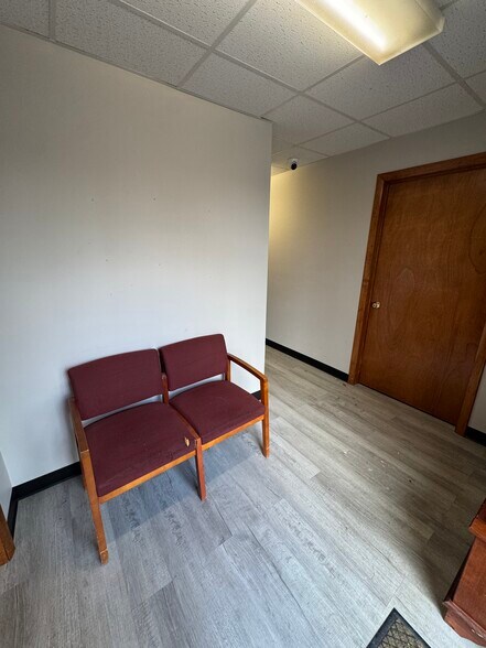 More Photos Of 1777 N Colony Rd, Meriden Warehouse For Lease