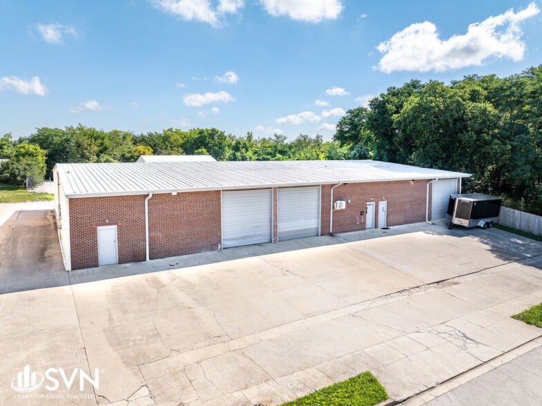 More Photos Of 121 Kemper Dr, Nicholasville Warehouse For Lease