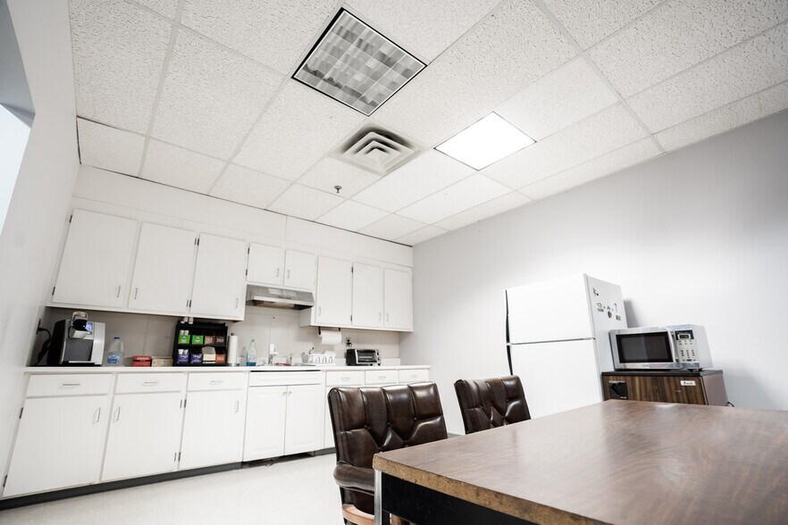 More Photos Of 60 Brooks Dr, Braintree Light Manufacturing For Lease