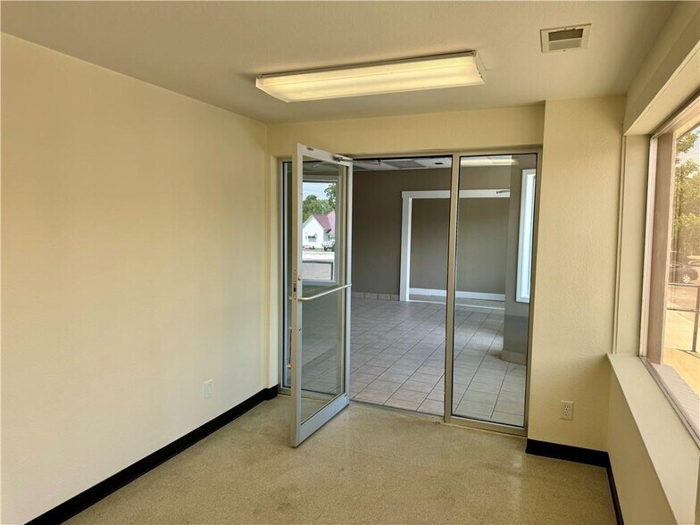 More Photos Of 203 E Main St, Drexel General Retail For Sale