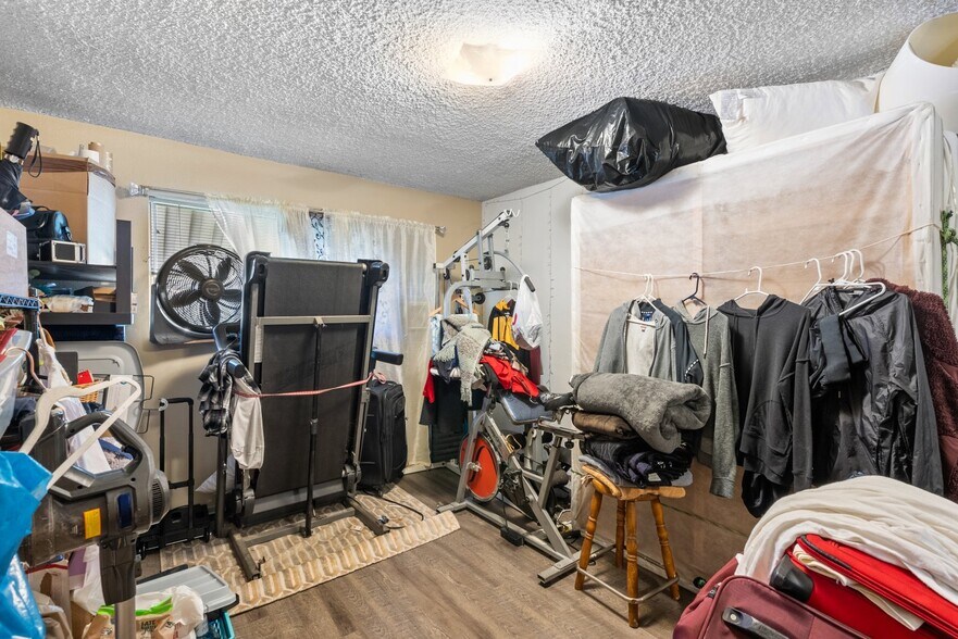 More Photos Of 7614 Mason Ave, Winnetka Multifamily For Sale