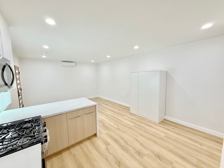 More Photos Of 825 Manhattan Ave, Hermosa Beach Apartments For Sale