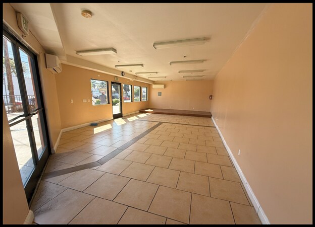 More Photos Of 1750-1754 E Florence Ave, Los Angeles Storefront For Lease