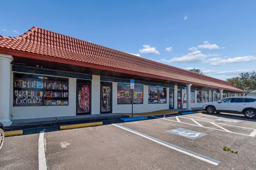 More Photos Of 8625 66th St N, Pinellas Park Storefront Retail Office For Sale