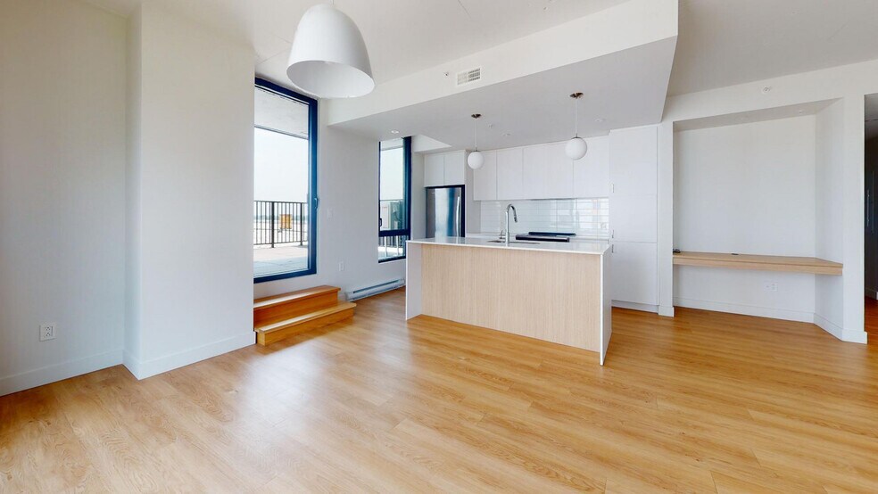 More Photos Of 8405 Pl Saint-Charles, Brossard Apartments For Lease